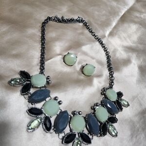 Elegant Silver and Green Necklace Set